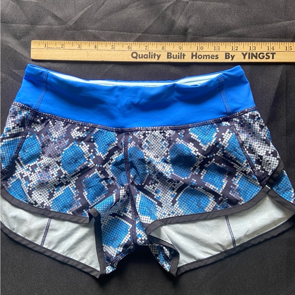 Lululemon Run Speed Short 2.5" Ziggy Snake Caspian Blue Size 2 - Picture 6 of 8